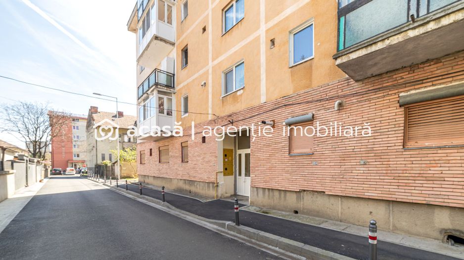 VANDUTA! Apartament cu o cameră, zona Romanilor - Poză 1