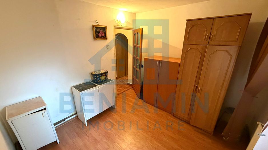 3 camere - parter - 55mp - centrala proprie - Craiovita - Materna - Poză 8