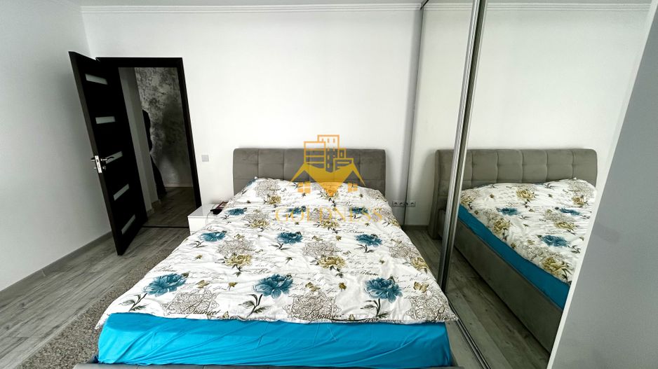 2 camere open space, Parcare, Modern, OMV, Mega Image, Europa - Poză 2