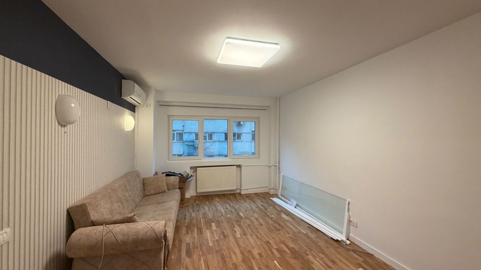 4 camere renovat| boxa | poziție excelenta Universitate - Poză 1