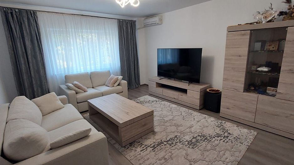 Bd. Unirii, 3 camere, 2 bai, centrala termica, parcare, lux - Poză 14