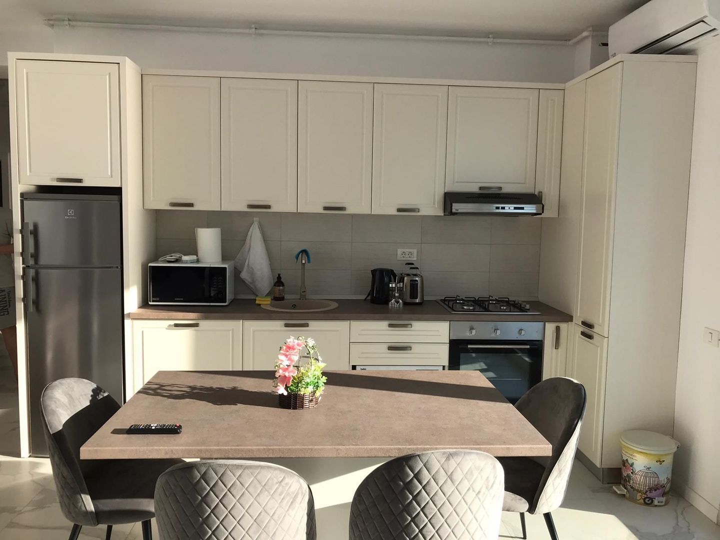 Apartament 3 camere in Mamaia zona Butoaie - Termen Lung - Poză 3