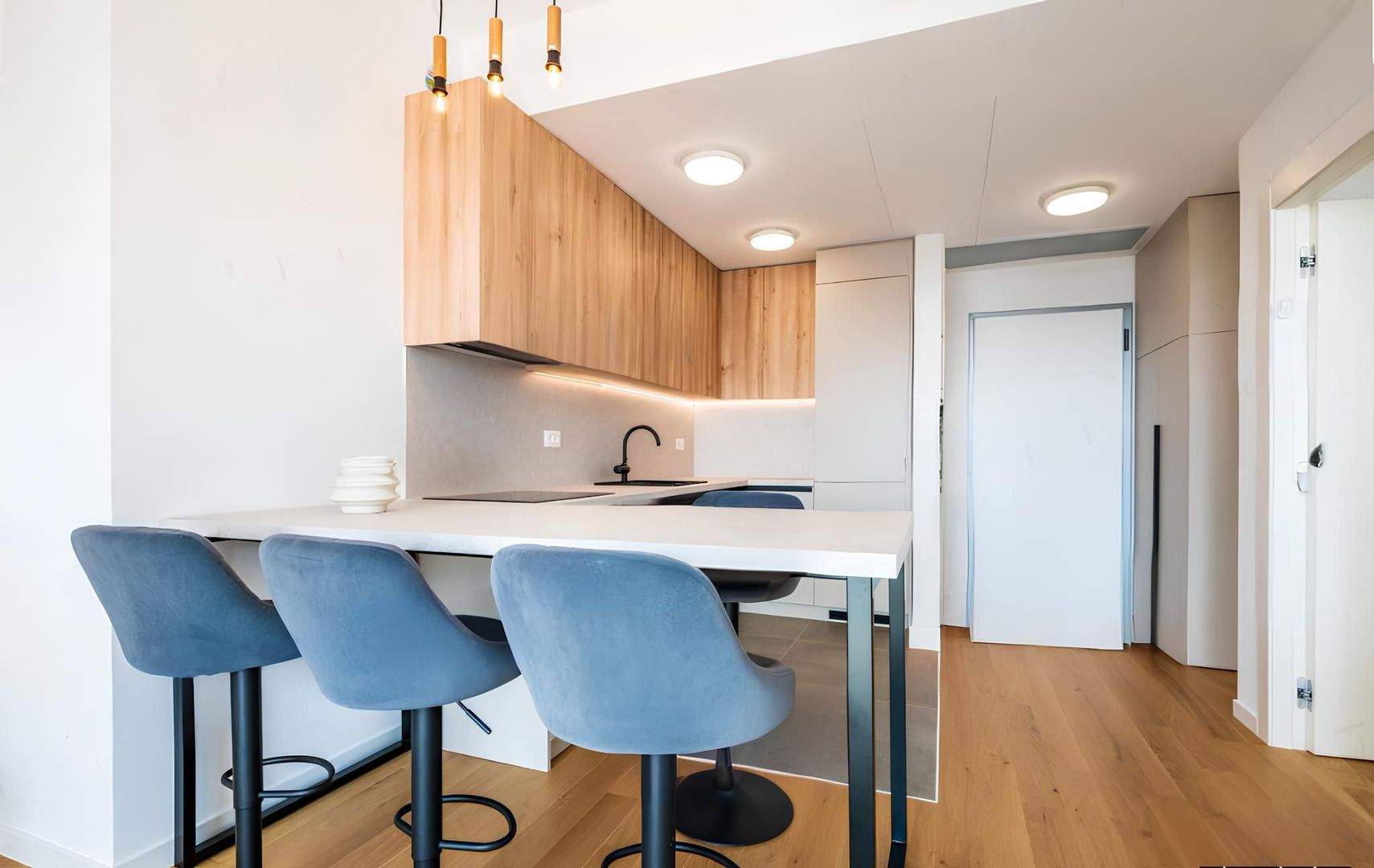 Apartament High End 2 camere Upsite I Loc de parcare si boxa - Poză 9