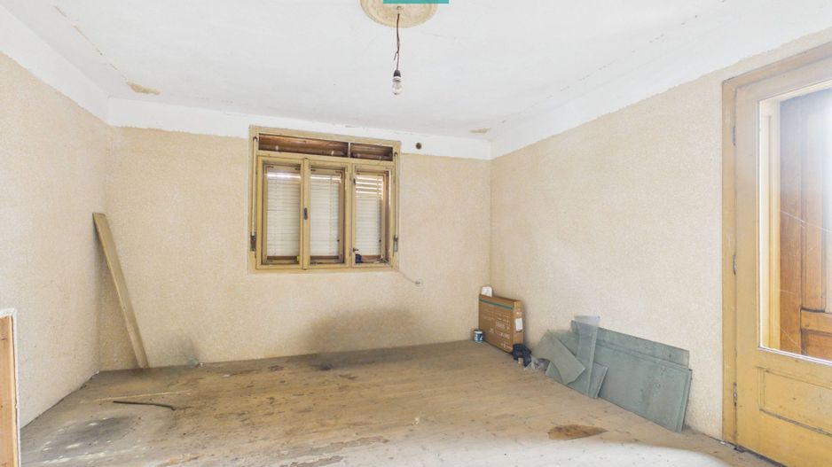 Casă semifinisată, cu 5 camere, în Bonțești Arad - Poză 21