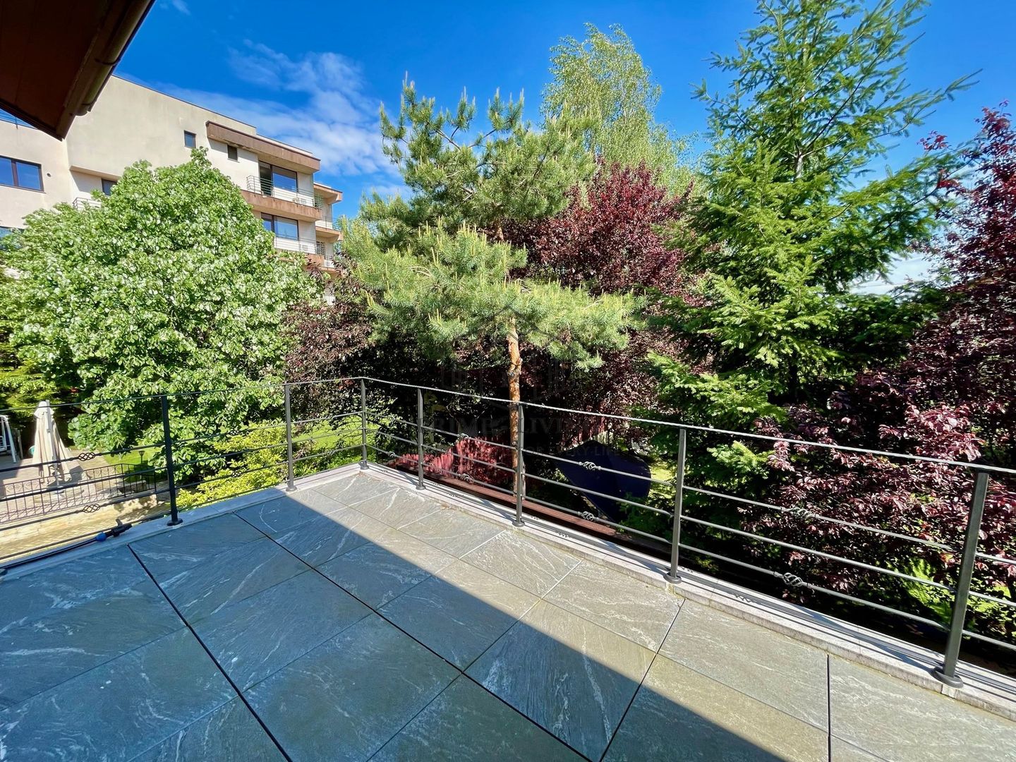 VILA CU 4 DORMITOARE LA INCHIRIERE IN COMPLEX REZIDENTIAL - Poză 25