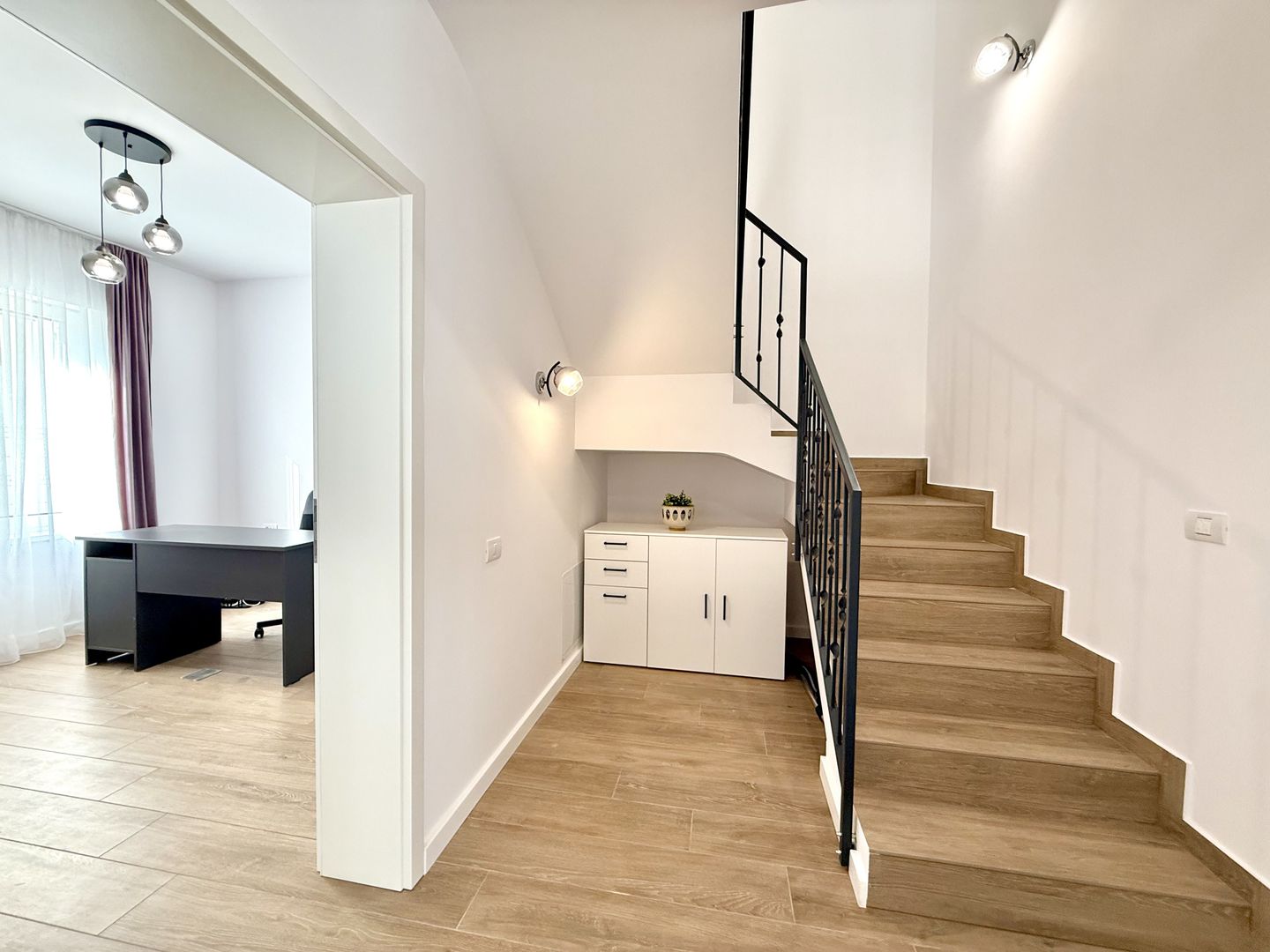 Duplex Modern la Prima Închiriere - Confort și Eleganță! - Poză 11