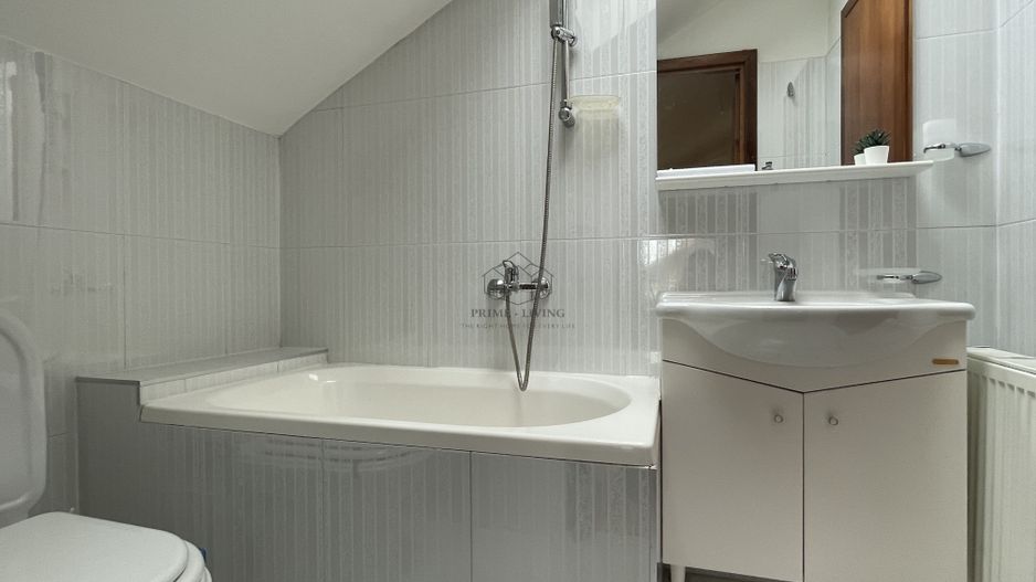 VILA CU 5 CAMERE LA INCHIRIERE LANGA BRITISH SCHOOL - Poză 14