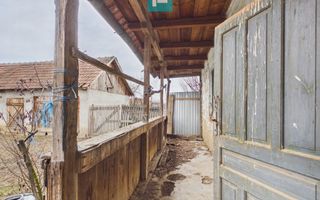 Casă modestă cu 3 camere de renovat în Mișca - Poză 5