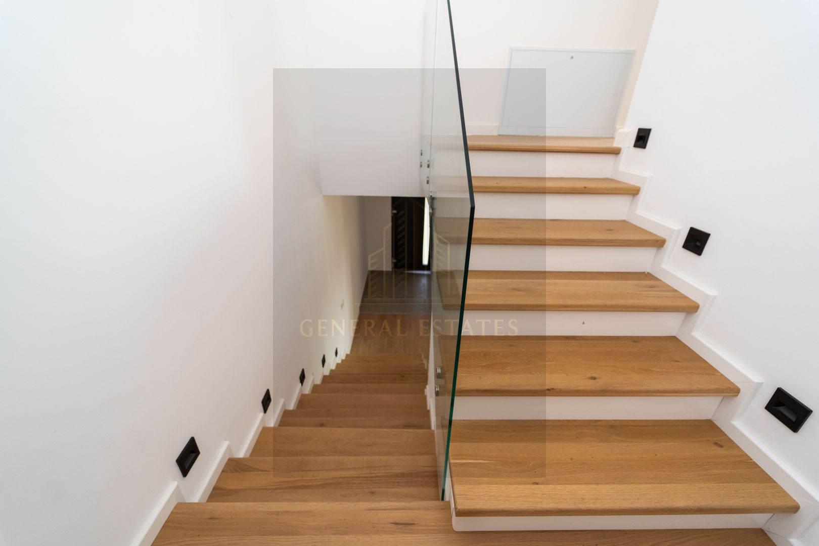 Case tip Duplex de vânzare în Ghimbav, Brașov – Cartierul Florilor - Poză 26