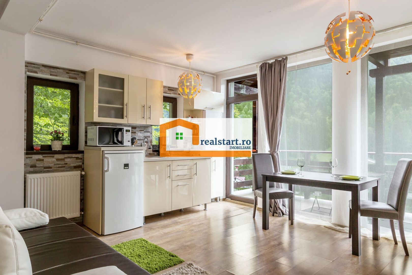 View munte,Studio Azuga, Ideal Investitie aparthotel, mobilat&utilat - Poză 10