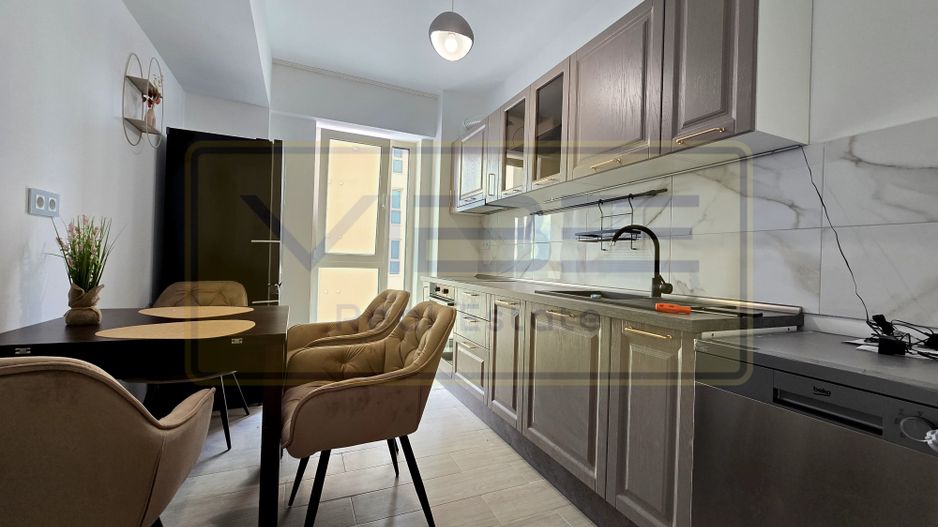 Copou- 3 camere 2 bai- decomandat- modern- parcare subterana - Poză 9