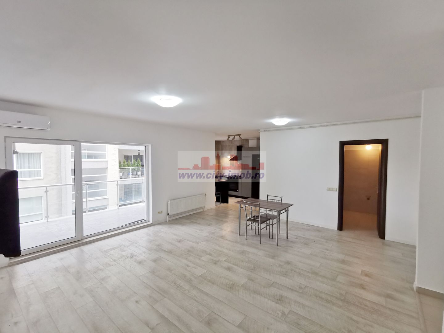 Vanzare Apartament 4 camere Baneasa - Poză 18