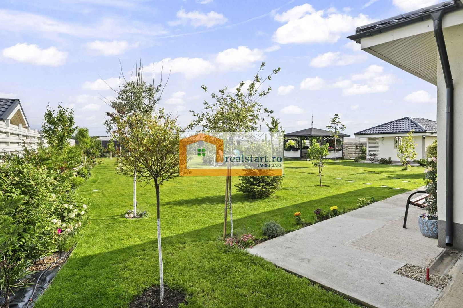 Langa Padure, Vila P+Pod , 1500mp teren,  terasa 40mp,  complex securizat - Poză 33