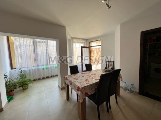 Casa moderna P+1E+M Lugoj 511mp - Poză 32