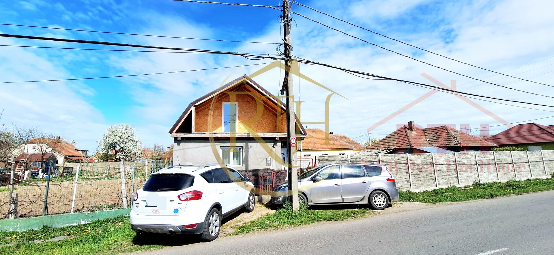Casa individuala, 3 camere, fara teren, zona Plopi, langa Scoala - Poză 2