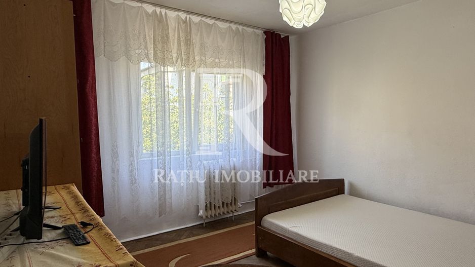 Apartament cu 3 camere de vânzare | Rogerius | Oradea - Poză 5