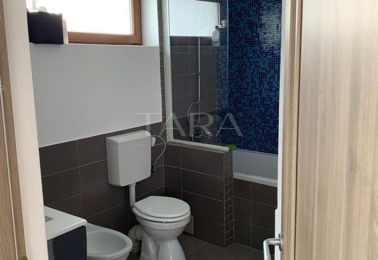 Înconjurată de verdeață – Casa ideală pentru tine și familia ta. - Poză 11