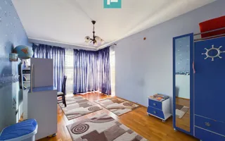 Vilă spațioasă cu 8 camere, Grădiște - Poză 36