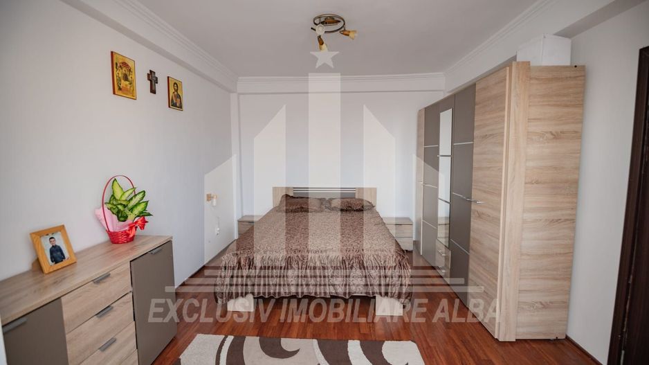 Inchiriere - apartament 3 camere pozitie ultracentrala in Alba Iulia - Poză 5