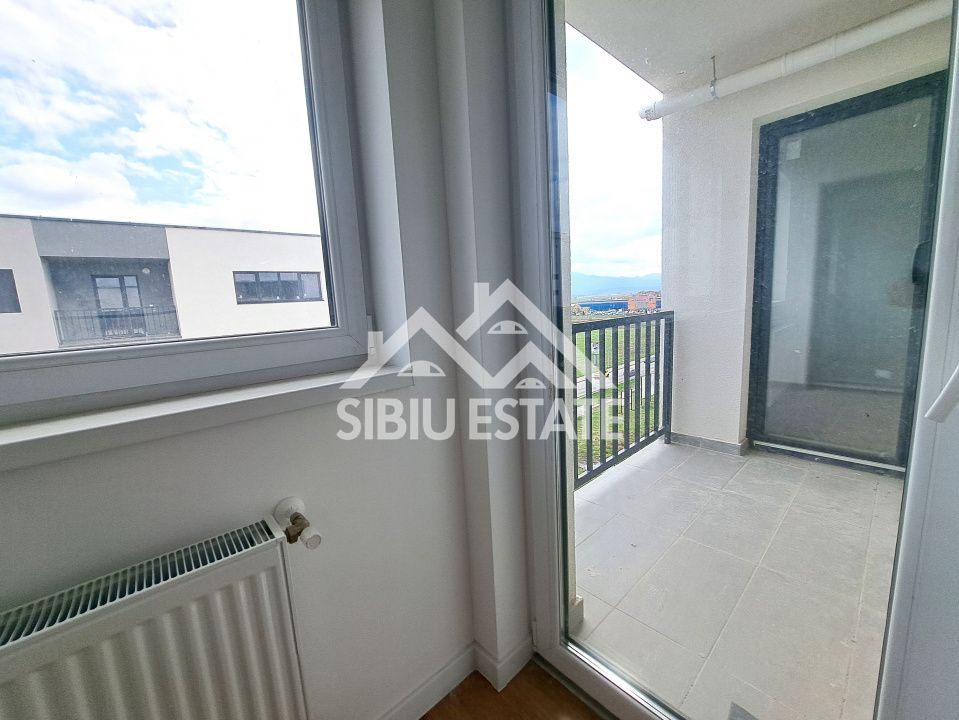 Apartament Sibiu 4 camere, 2 bai NOU lift si parcare - Poză 5