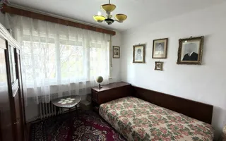 Apartament 3 camere MV1 Str. Gladiolei 6 Etaj III - Carei - - Poză 13