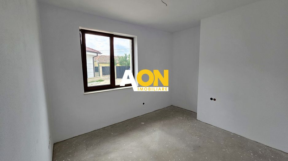 Casa semifinisata, 4 camere, 393 mp teren,  Barabant - Poză 11