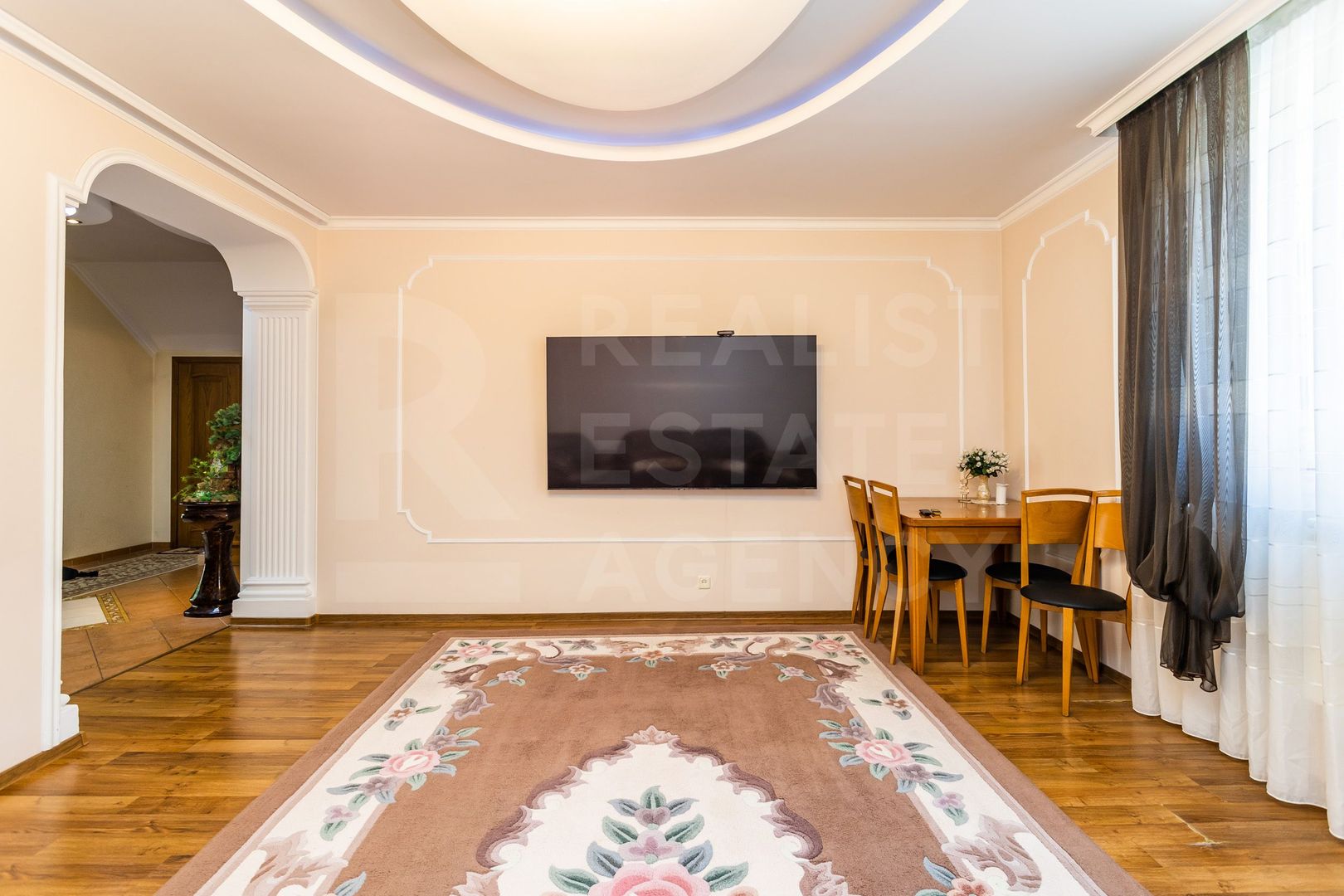 Vânzare, casă, 2 nivele, 4 camere, strada 31 August 1989, Centru - Poză 1