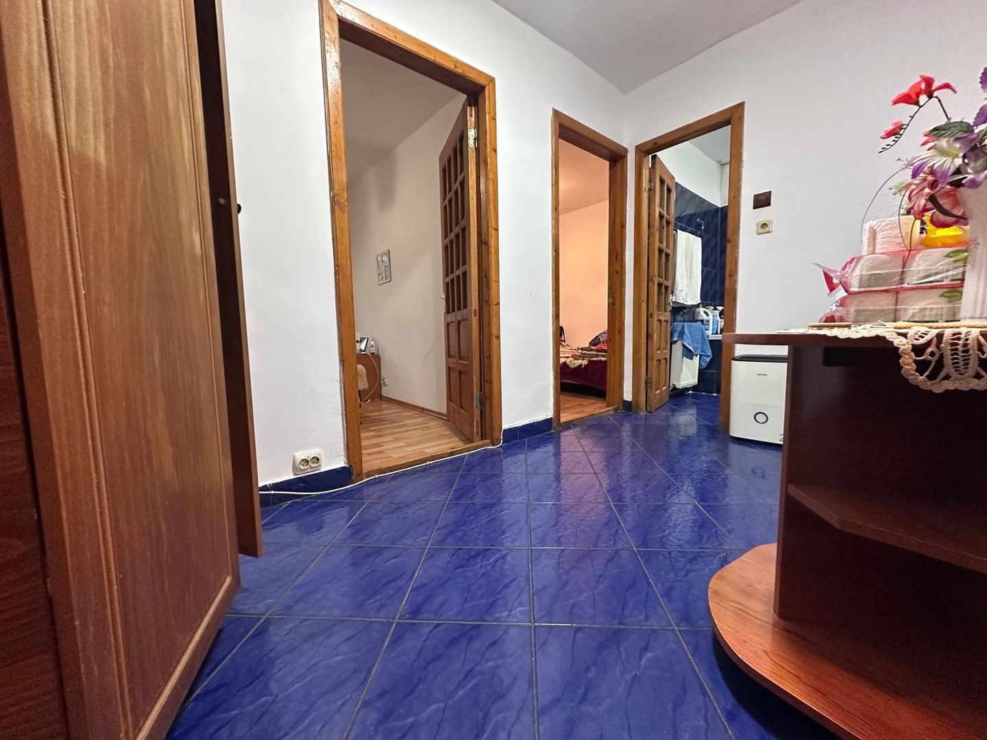 Apartament spațios cu 4 camere de vânzare! - Poză 9