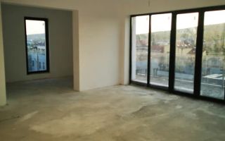 Penthouse 4 camere în Bistrița cu terasă panoramică - Poză 3