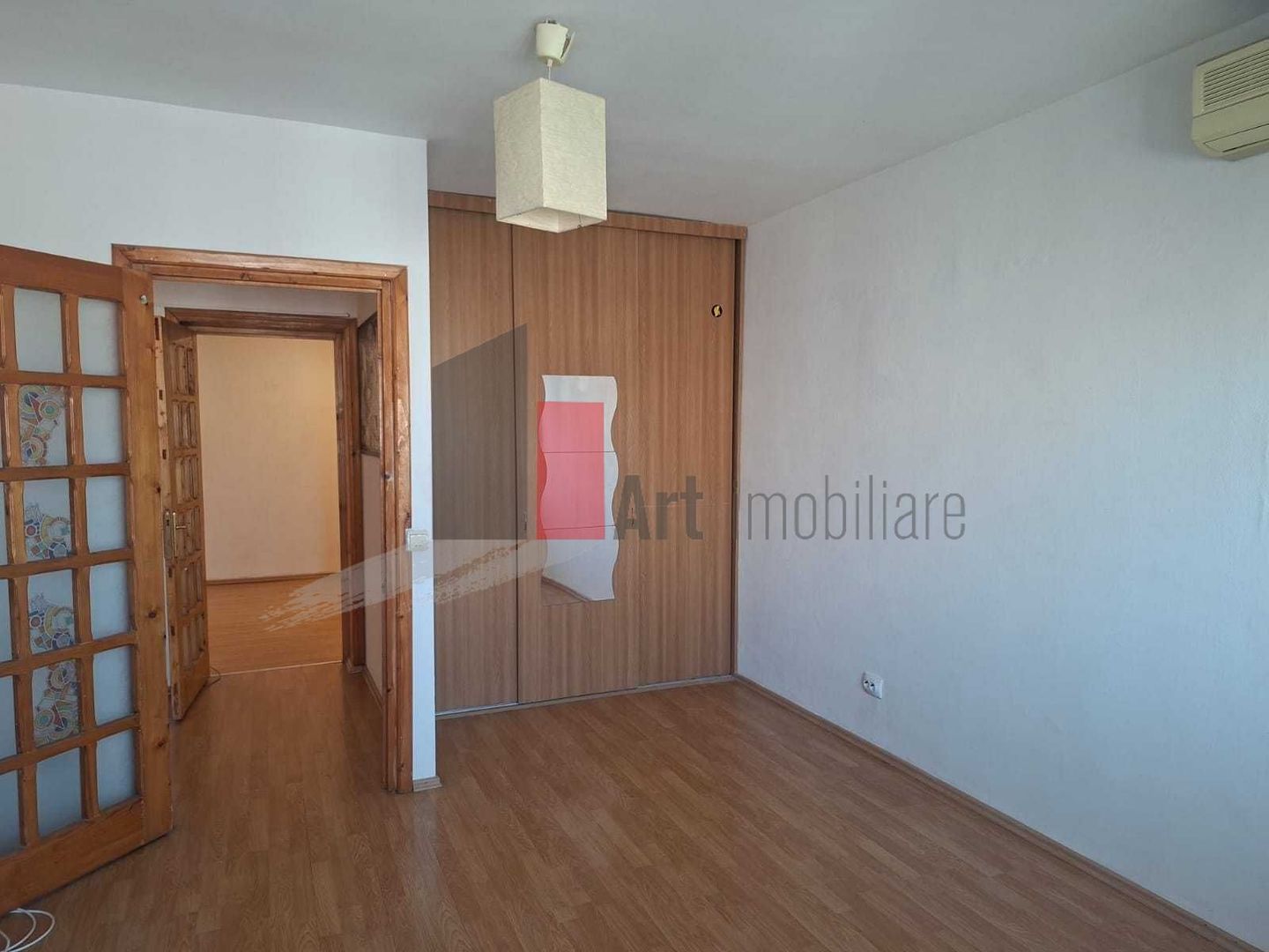 APARTAMENT  2 CAMERE MOSILOR - Poză 5