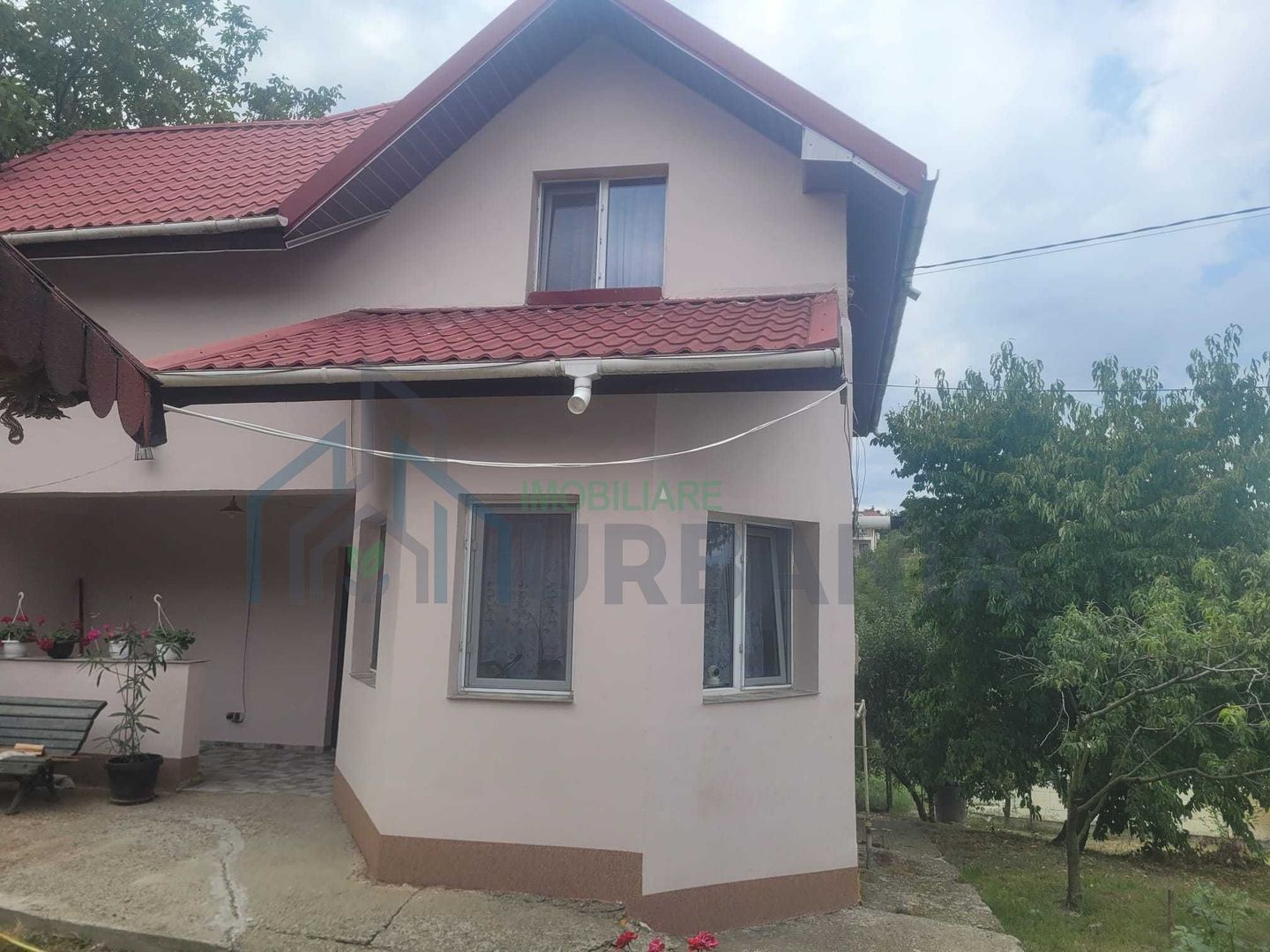 Casă și teren în Breazu, Str. Pârâului – 4 camere, 700 mp teren - Poză 1