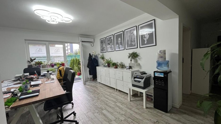 Birou shared (coworking)cu grădină, terasă si parcare proprie - Poză 7