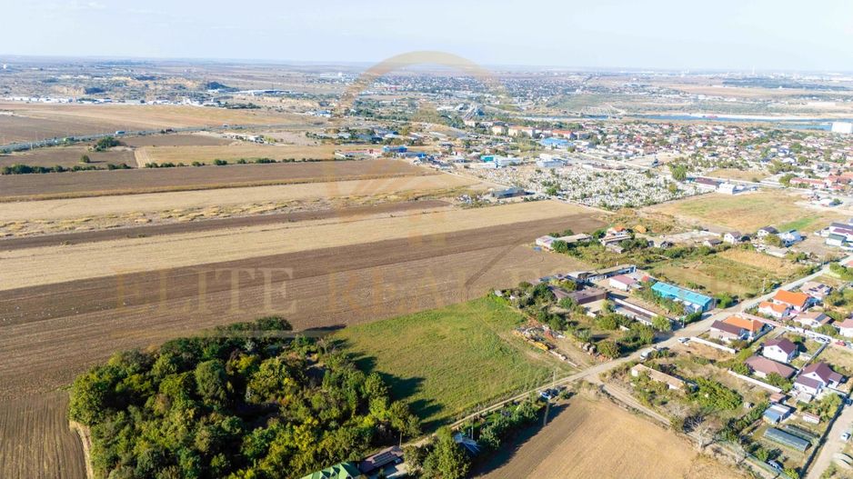 Ovidiu - Teren 2066 mp pentru dezvoltarea activităților comerciale. - Poză 3
