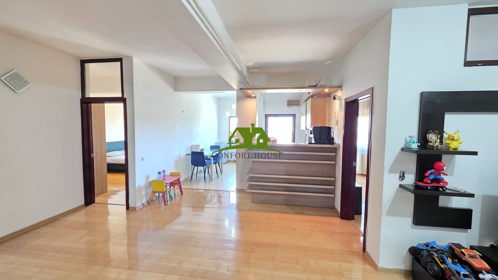 AP. 95mp la Et.2 cu 3 camere si 2 balcoane -complet utilat-zona Nord - Poză 12