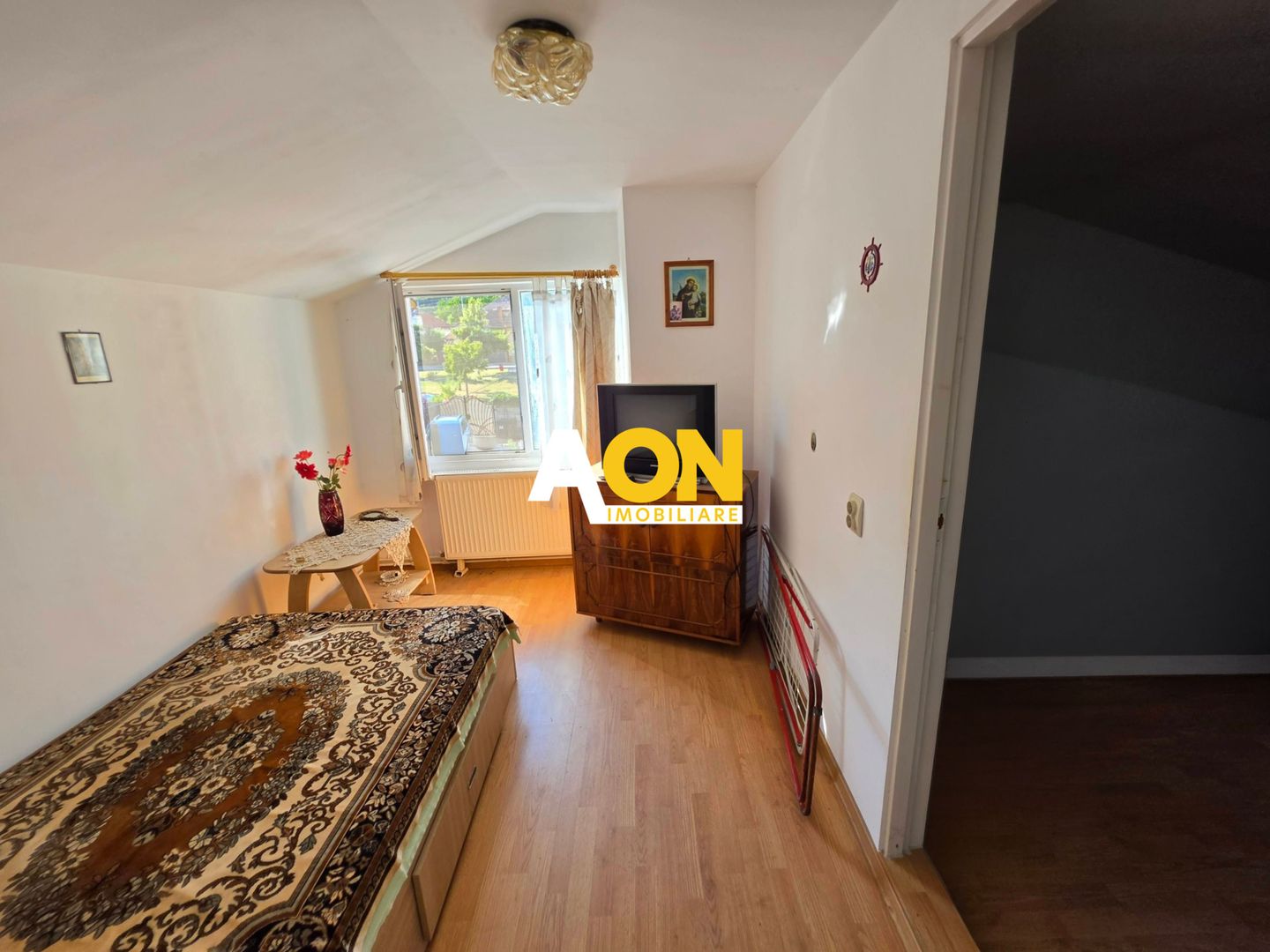 Casa 8 camere, cu 2 corpuri de cladire,  387 mp teren, zona Centru - Poză 15