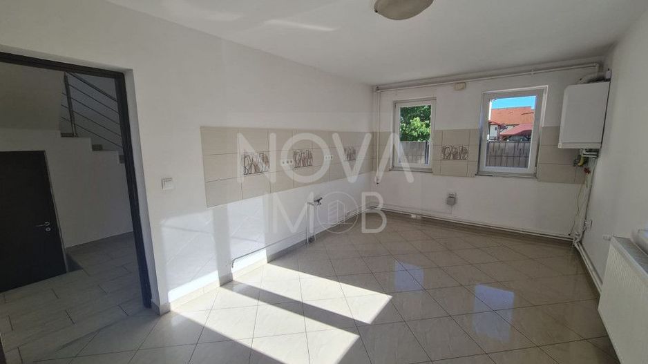Casa tip duplex de inchiriat - nemobilata, zona Brana - Selimbar - Poză 18