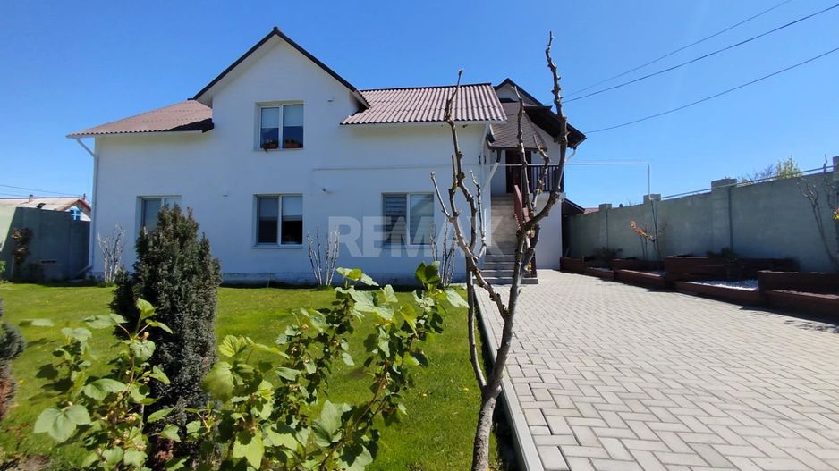 Casă cu 2 niveluri și intrări separate | 160 m² utili | 4 ari | Sîngera, Chișinău | Potent‌ial Duplex - Poză 2