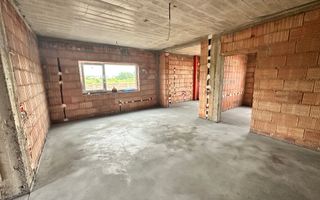 Duplex separat prin camera tehnica in Mosnita Noua - Poză 1