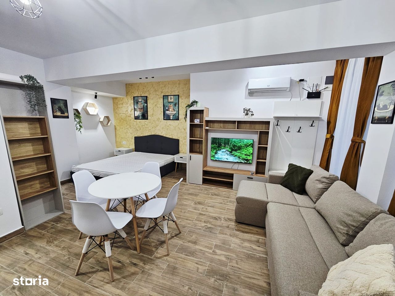 Ultracentral Unirii garsonieră 33mp - Poză 2