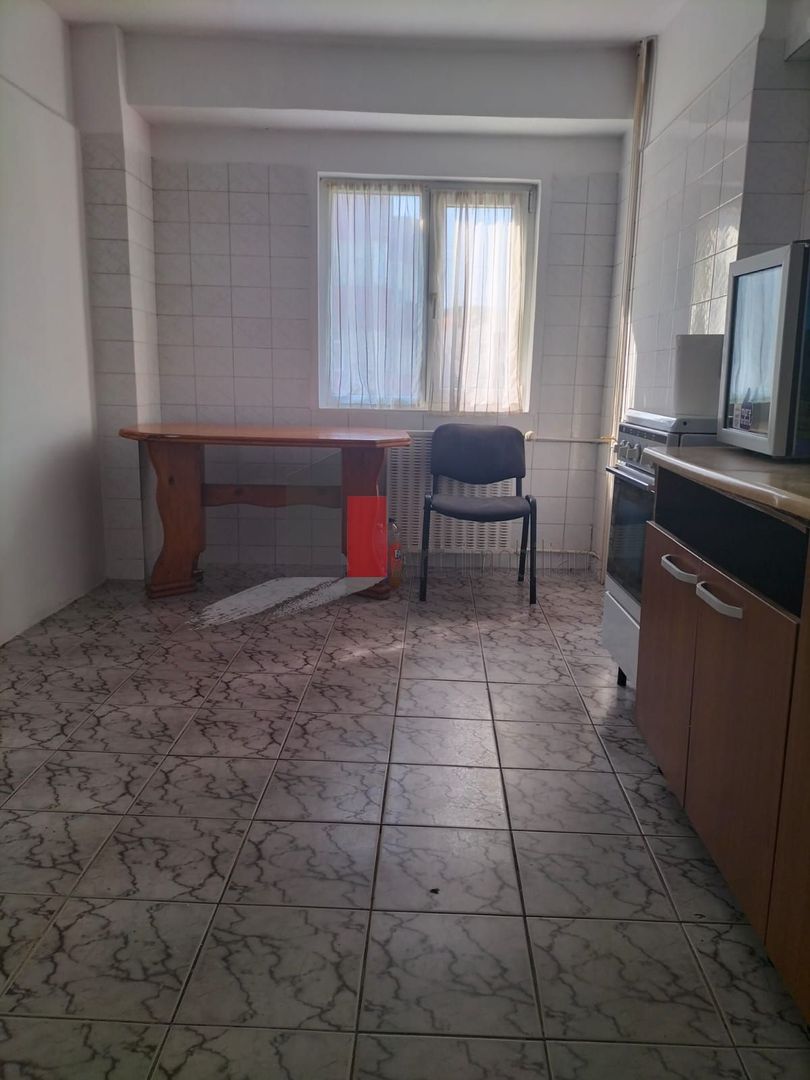 APARTAMENT 3 CAMERE - Poză 4