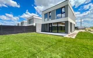 Vila Individuala 5 camere Tunari - Poză 2