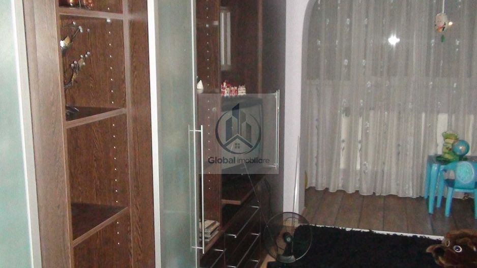 Inchiriez apartament 2 camere, Teiul Doamnei - Poză 5
