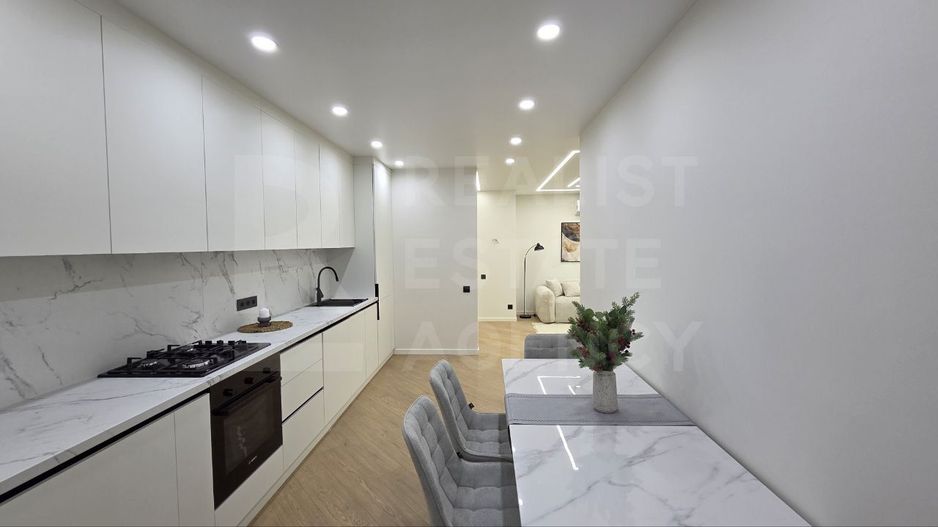 Apartament cu 2 camere+living, str. Regina Elizabeta, Durlești - Poză 5