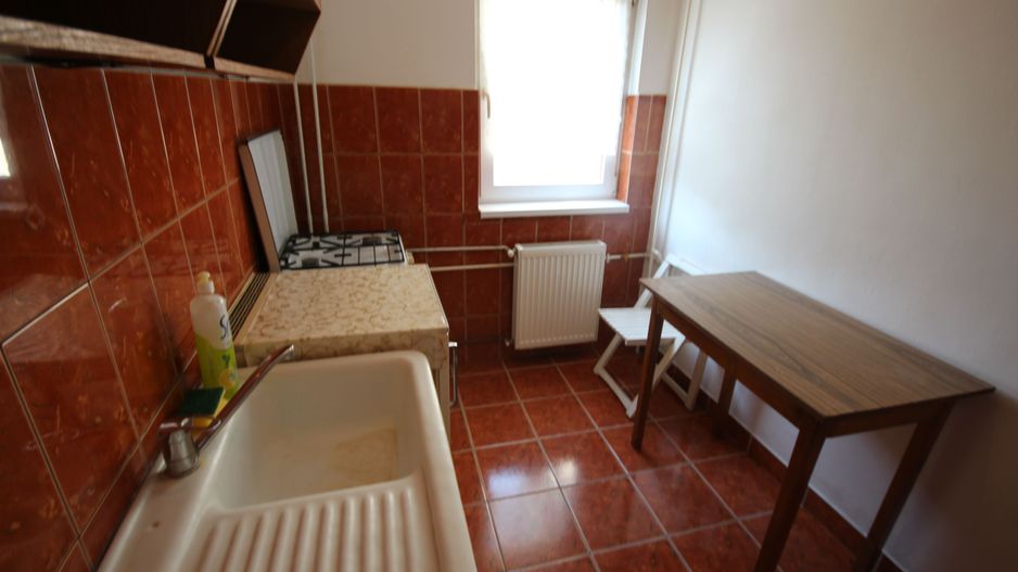 Pozitie avantajoasa - Poză 6