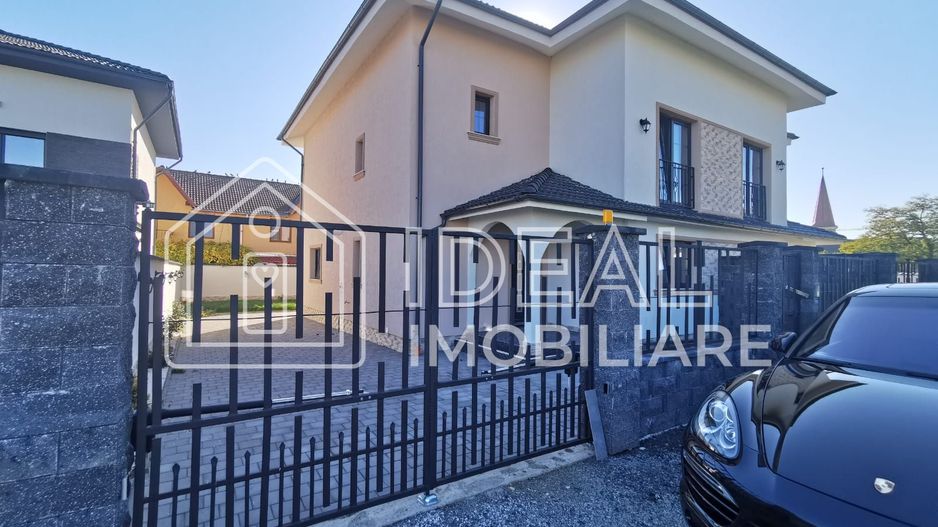 Duplex  Modern cu 6 camere, si teren de 270 mp, in Selimbar - Poză 1