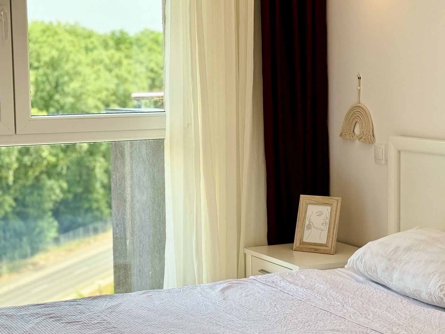 Apartament de închiriat 2 camere - vedere pădure - Poză 10