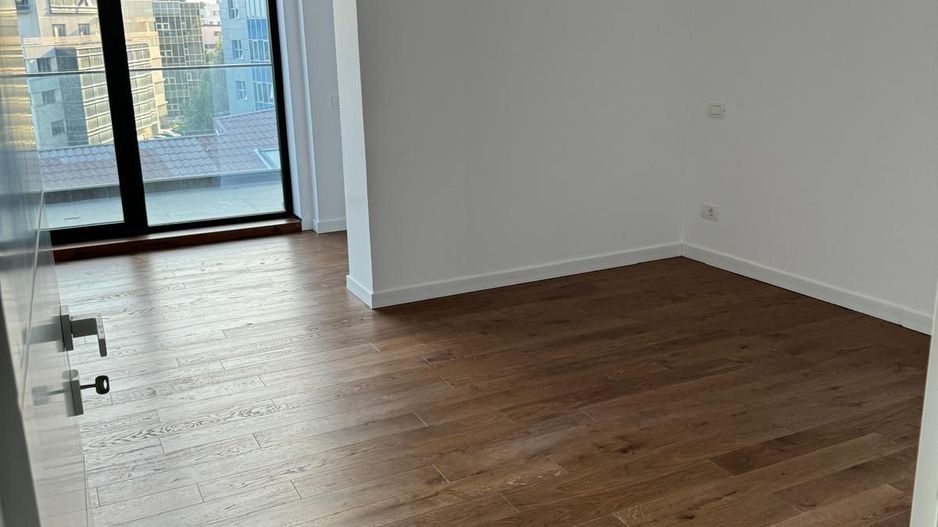 Duplex Superb de Vânzare în Zona Herăstrău-Aviatiei 5 camere - Poză 4