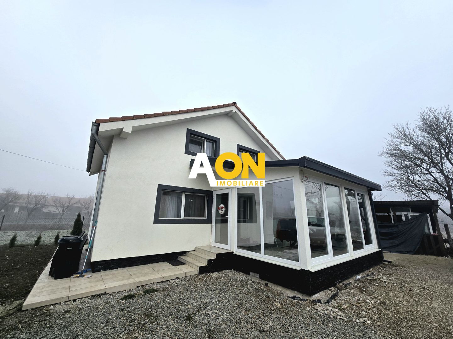 Casa 3 Camere, 2 Bai, 670mp Teren - Poză 1