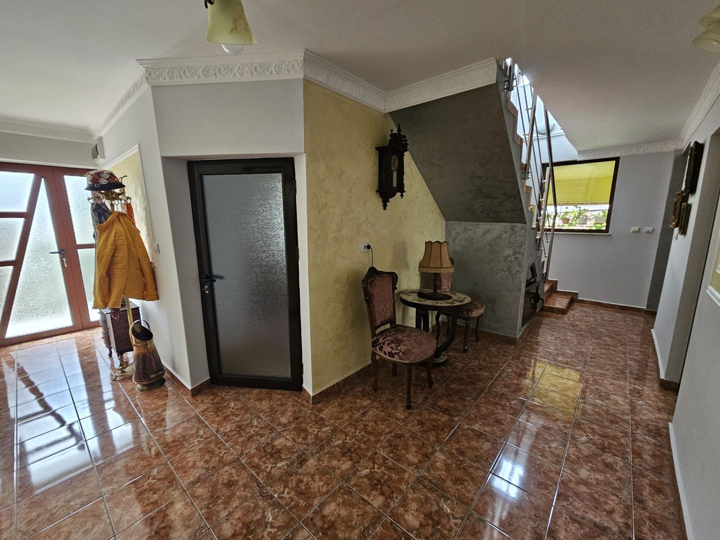 Vila spațioasă tip duplex – ideală pentru două familii Prundu, Pitești - Poză 10