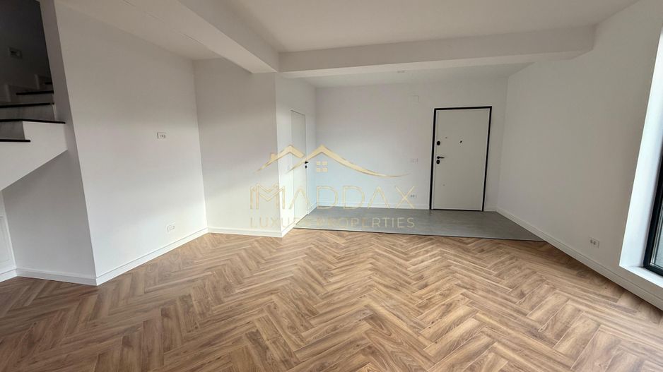 Vilă **6 camere  **451mp // Zona Iancu Nicolae - Poză 35